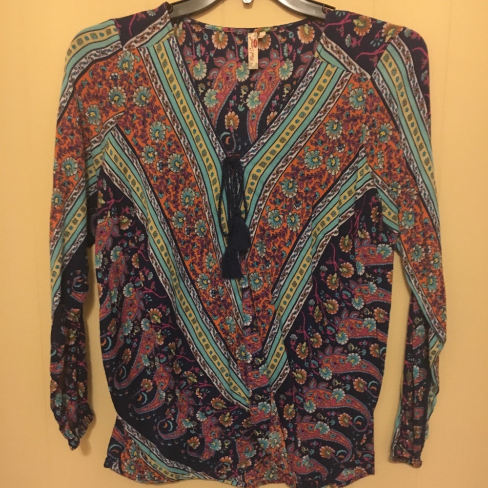 Woman’s Shirt